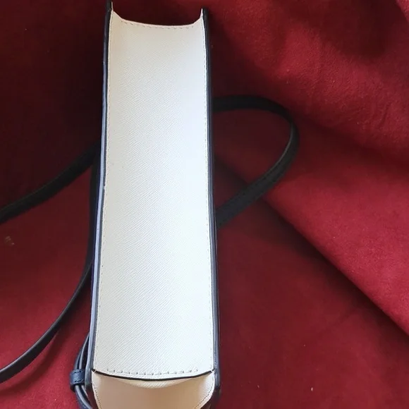 NEW Kate Spade Cameron Lavender /Navy and White Bag /Crossbody  EC - Picture 9 of 16